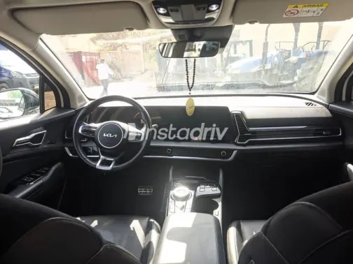 Kia Sportage 2022 White Used for Sale - 1