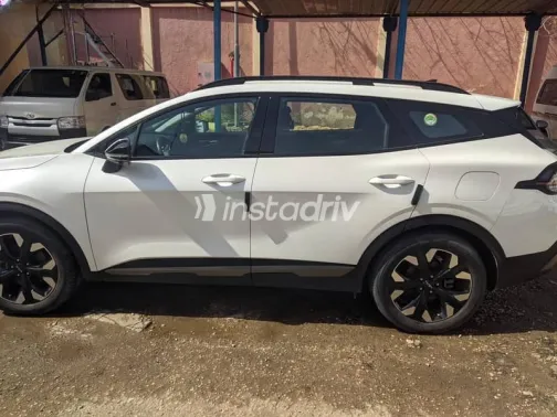 Kia Sportage 2022 White Used for Sale - 2