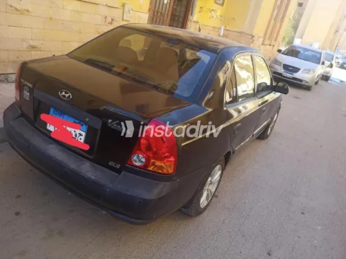 Hyundai Verna 2011 Black Used for Sale - 1