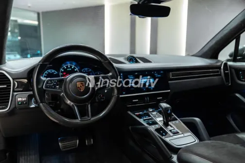 Porsche Cayenne S 2021 Gray Used for Sale - 8