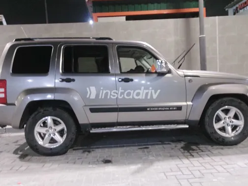 Jeep Cherokee 2013 Silver Used for Sale - 7