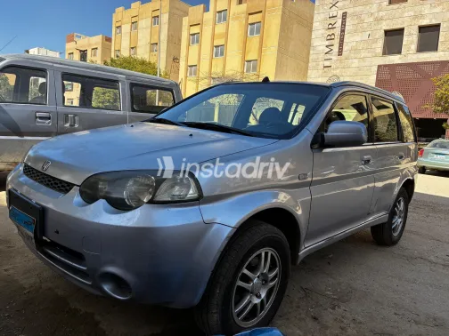 هوندا HRV 2005 فضي مستعملة للبيع - 3