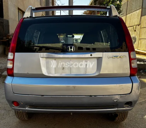 هوندا HRV 2005 فضي مستعملة للبيع - 4
