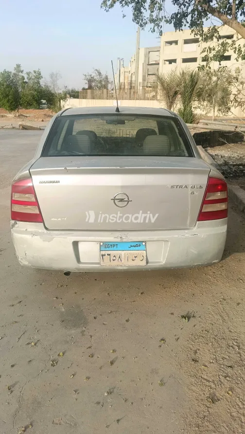 Opel Astra 2004 Silver Used for Sale - 4