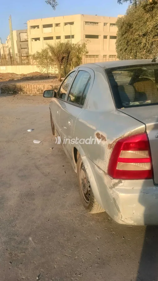 Opel Astra 2004 Silver Used for Sale - 9