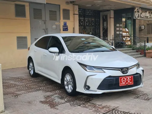 Toyota Corolla 2021 White Used for Sale - 5