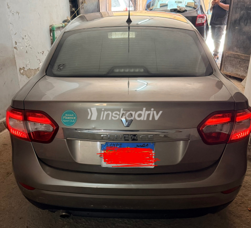 Renault Fluence 2016 Gold Used for Sale - 4