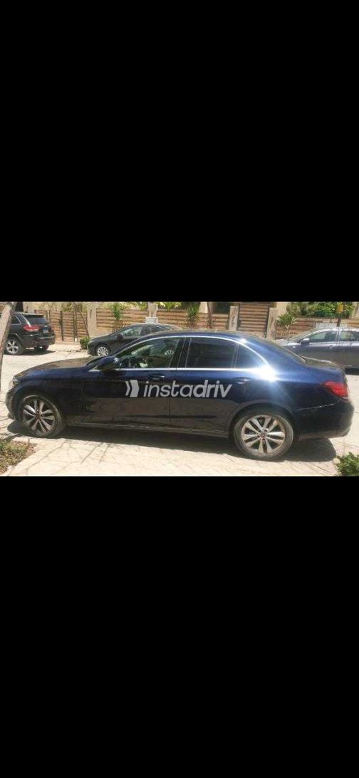 Mercedes C 180 2019 White Used for Sale - 2
