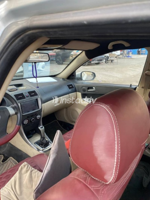 Brilliance FSV 2011 Silver Used for Sale - 7