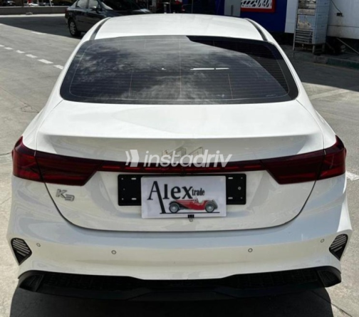 Kia K3 2022 White Used for Sale - 6