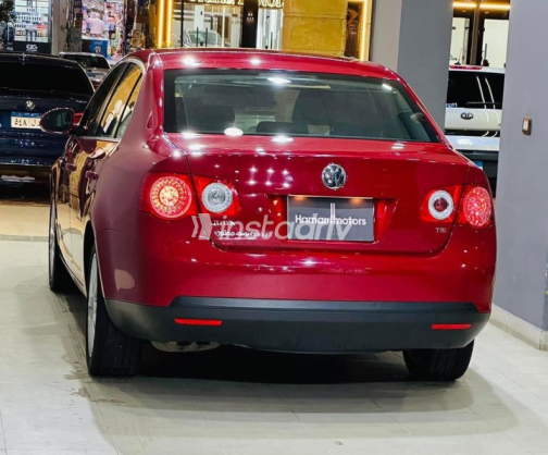 Volkswagen Jetta 2009 Red Used for Sale - 2