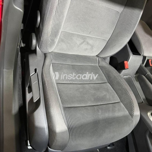 Volkswagen Jetta 2009 Red Used for Sale - 9