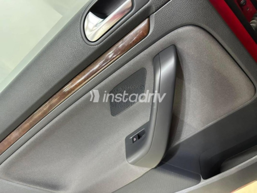 Volkswagen Jetta 2009 Red Used for Sale - 10