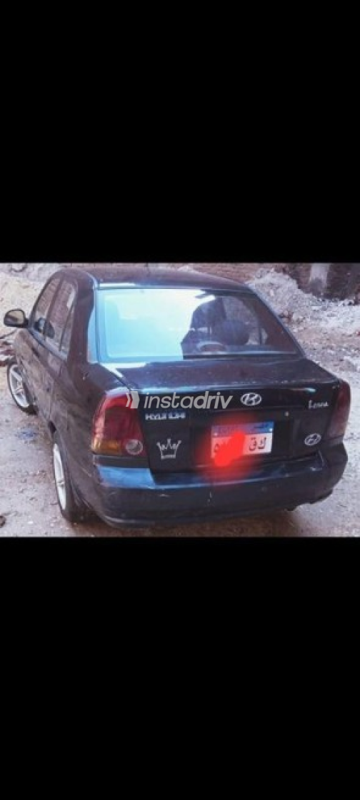 Hyundai Verna 2012 Black Used for Sale - 5