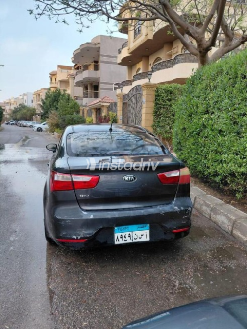 Kia Rio 2015 Gray Used for Sale - 3