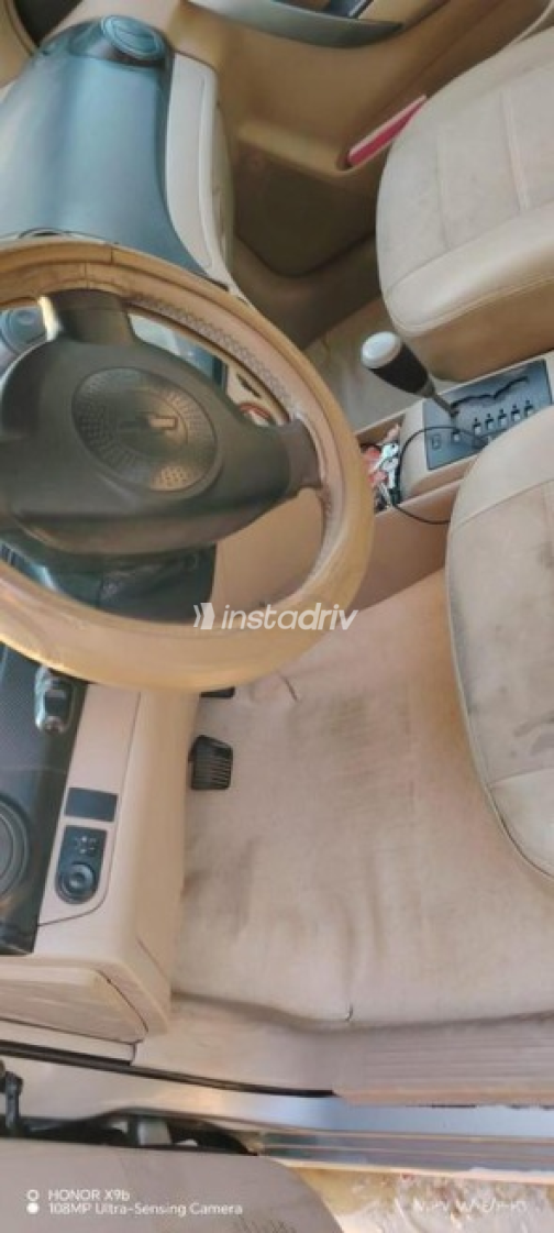 Chevrolet Aveo 2018 White Used for Sale - 5