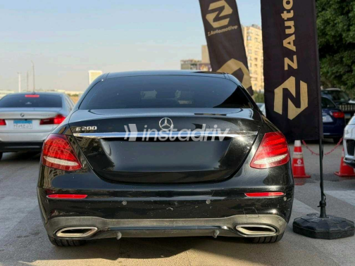 مرسيدس E 200 2017 أسود مستعملة للبيع - 4