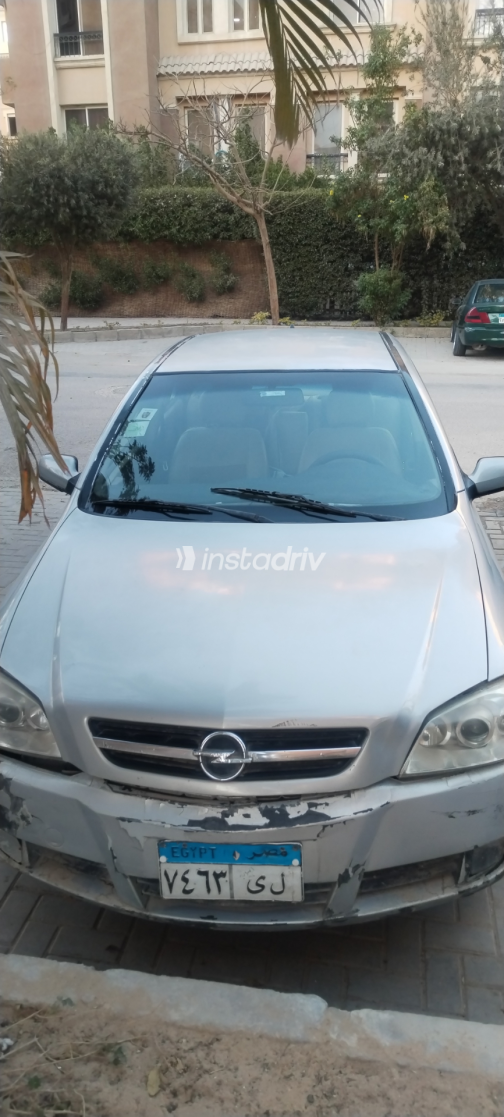 اوبل أسترا 2003 فضي مستعملة للبيع - 2