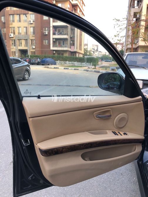 BMW 320 2009 Black Used for Sale - 7