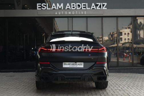 بي ام دبليو X6 M 2024 أسود مستعملة للبيع - 3