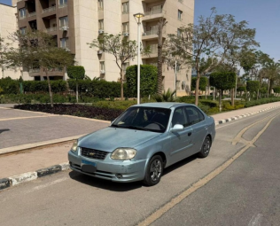 هيونداي فيرنا 2007 سماوي مستعملة للبيع