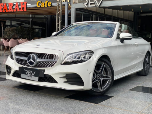 Mercedes C 180 2019 White Used for Sale - 4