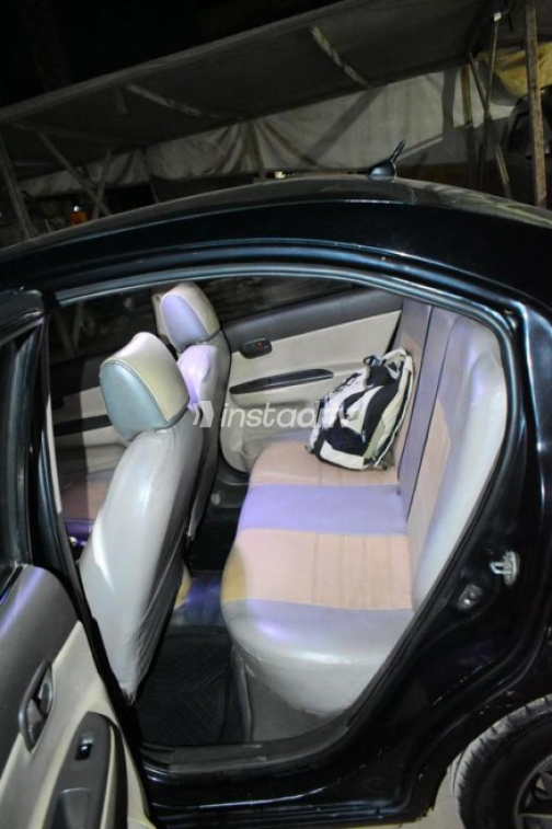 Hyundai Accent 2010 Black Used for Sale - 9