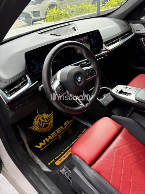 بي ام دبليو X1 2025 أبيض مستعملة للبيع - 4