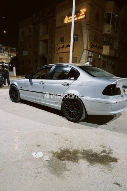 بي ام دبليو 318 1999 فضي مستعملة للبيع - 5