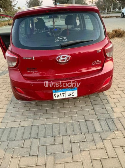 Hyundai Grand i10 2016 White Used for Sale - 3