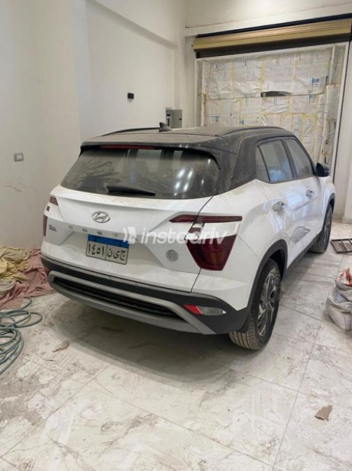Hyundai Creta 2023 White Used for Sale - 3