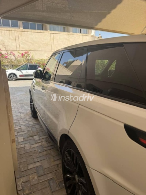 Land Rover Range Rover Sport 2021 White Used for Sale - 4