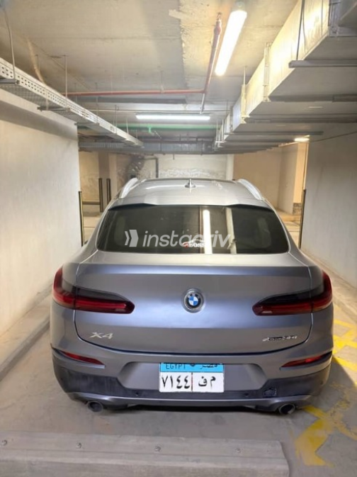 BMW X4 2020 Gray Used for Sale - 3