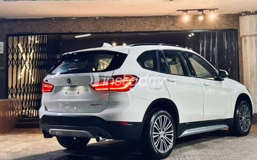 بي ام دبليو X1 2019 أبيض مستعملة للبيع - 5
