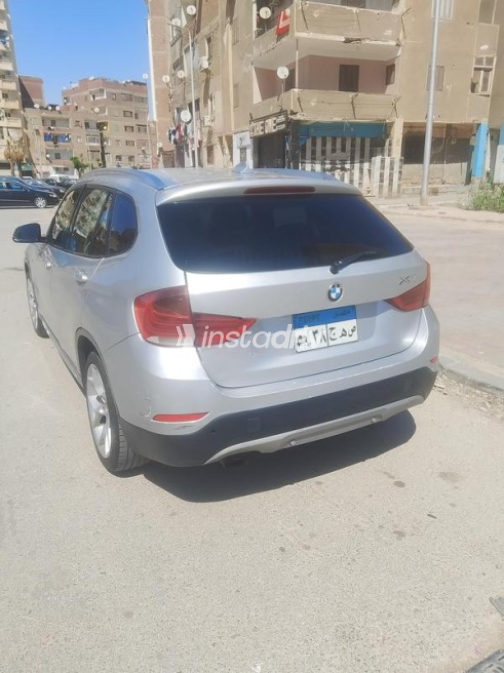 بي ام دبليو X1 2013 فضي مستعملة للبيع - 6