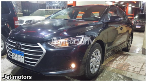 Hyundai Elantra AD 2019 White Used for Sale - 1