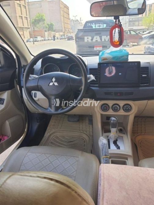Mitsubishi Lancer EX Shark 2015 White Used for Sale - 4