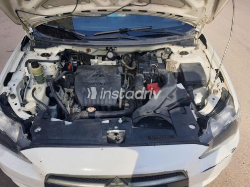 Mitsubishi Lancer EX Shark 2015 White Used for Sale - 8
