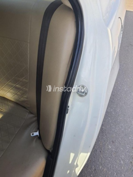 Mitsubishi Lancer EX Shark 2015 White Used for Sale - 10