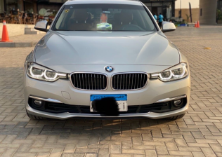 بي ام دبليو 318 2019 فضي مستعملة للبيع