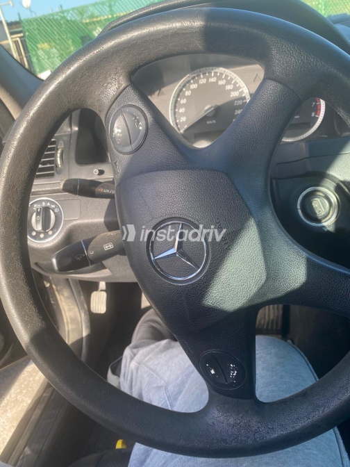 Mercedes C 180 2009 Black Used for Sale - 2