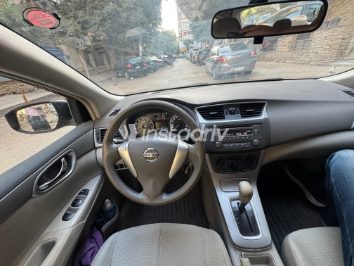 Nissan Sentra 2017 Red Used for Sale - 5