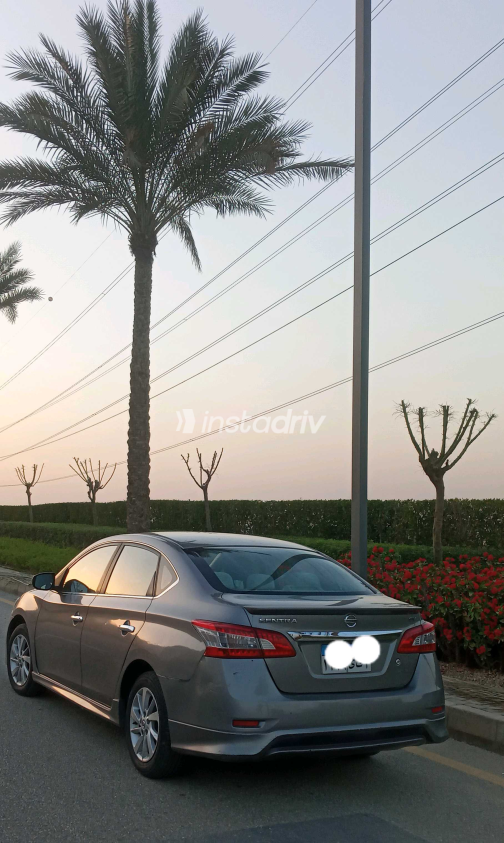 نيسان سنترا 2019 برونزي مستعملة للبيع - 6