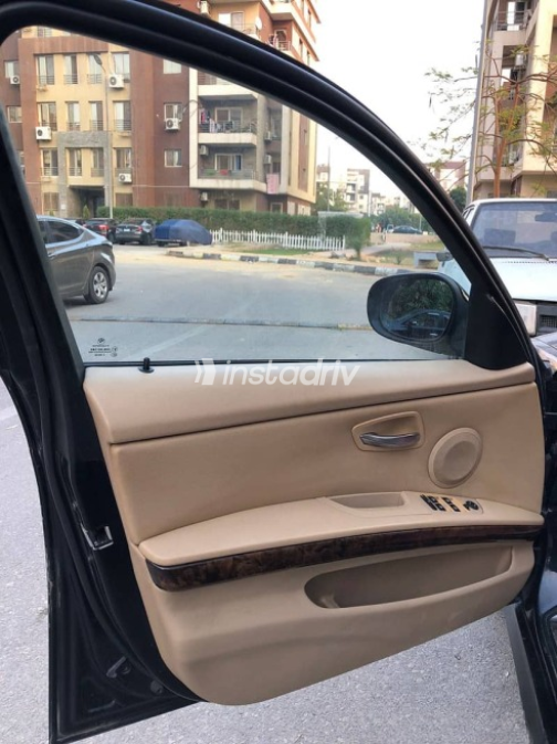 BMW 320 2009 Black Used for Sale - 8