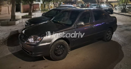 Hyundai Verna 2015 Gray Used for Sale - 3