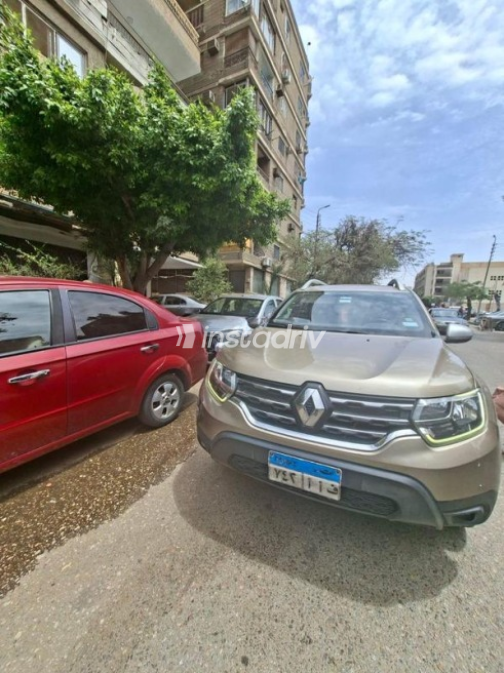 Renault Duster 2019 White Used for Sale - 1