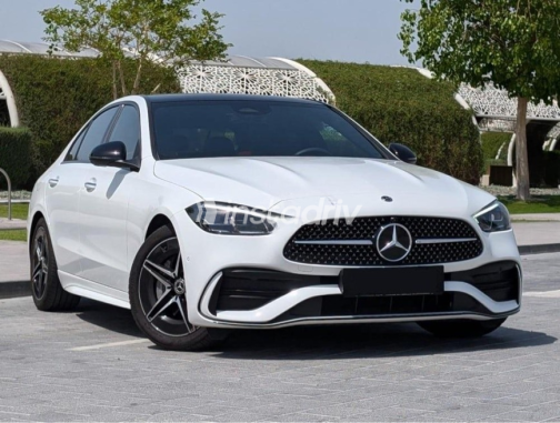 مرسيدس C 200 AMG 2024 أبيض مستعملة للبيع - 1