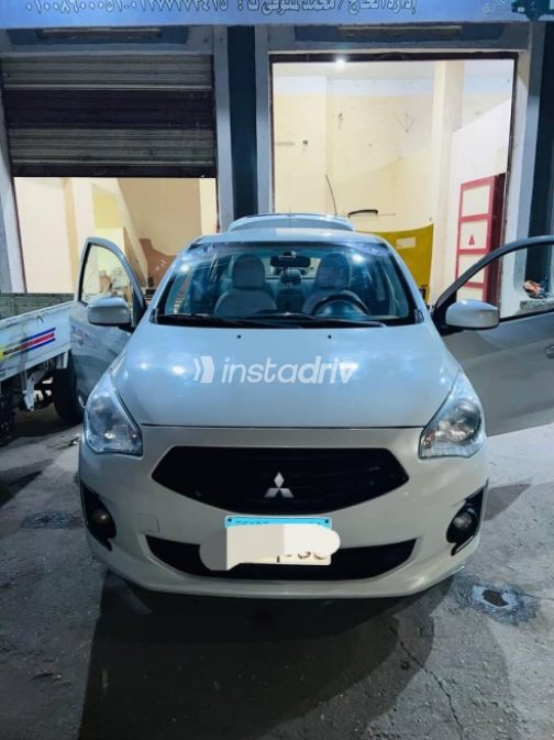 Mitsubishi Attrage 2015 White Used for Sale - 2
