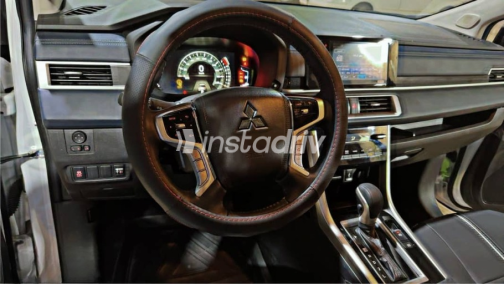 Mitsubishi Xpander 2024 White Used for Sale - 3