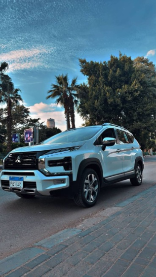 Mitsubishi Xpander 2024 White Used for Sale